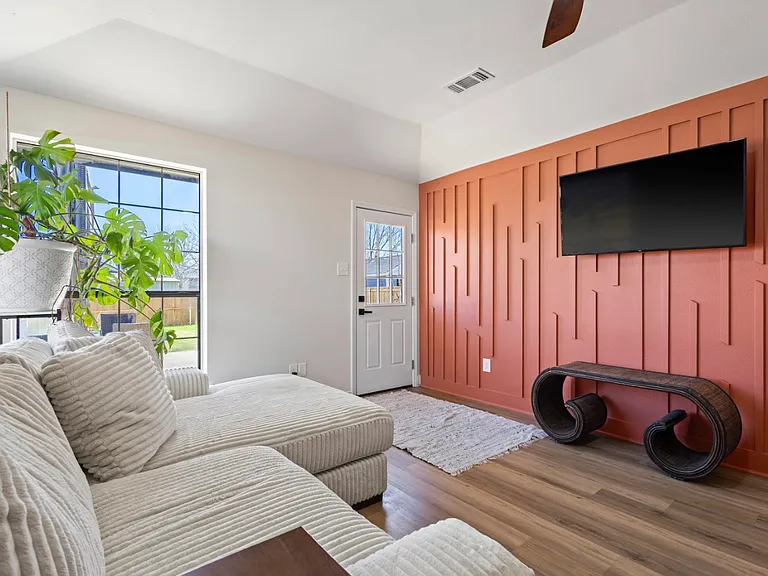411 N Arizona Dr — Photo 16