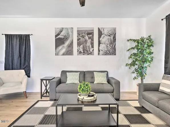 525 N Miller Rd Unit 216, Scottsdale, AZ 85257