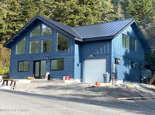 100 Cabin Ridge Rd, Cordova, AK 99574
