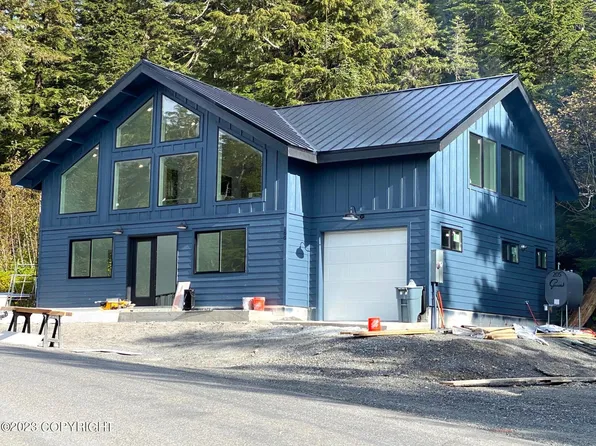 100 Cabin Ridge Rd, Cordova, AK 99574