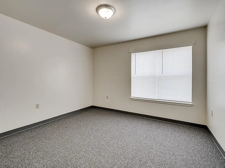 Mariner II Apartments — Photo 50