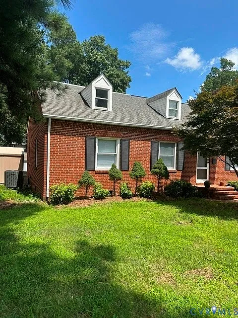 5 bed, 3.0 bath, $2,650 — Photo 3