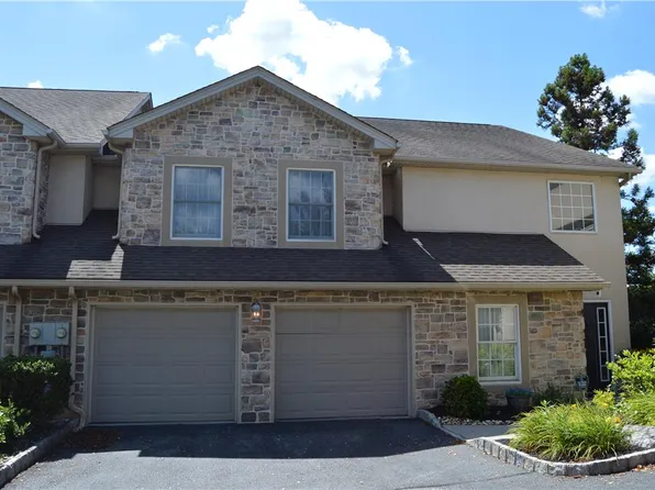 17 Tamarack Ct, Easton, PA 18040