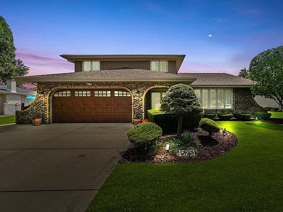2nd image of 15251 Saint Andrews Dr