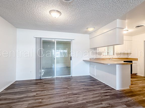 4th image of 5103 Appleblossom Dr #1