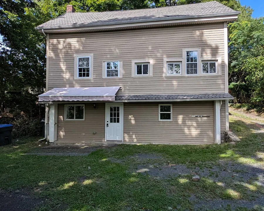 20 High St