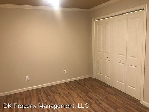 5th image of 1152 Magnolia St #B
