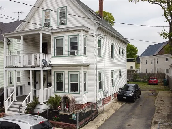 99 New Park St, Lynn, MA 01905
