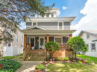 817 Douglas St, Joliet, IL 60435