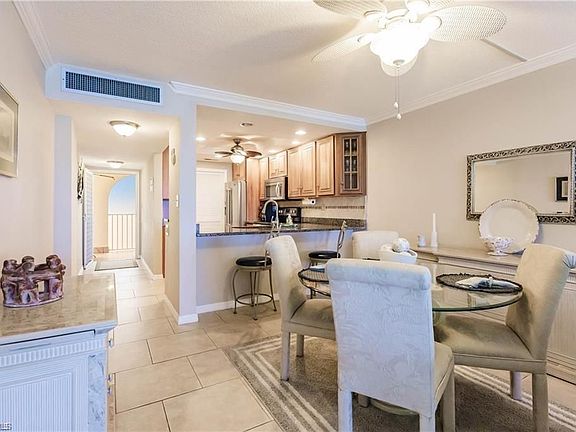 5th image of 25900 Hickory Blvd APT 706