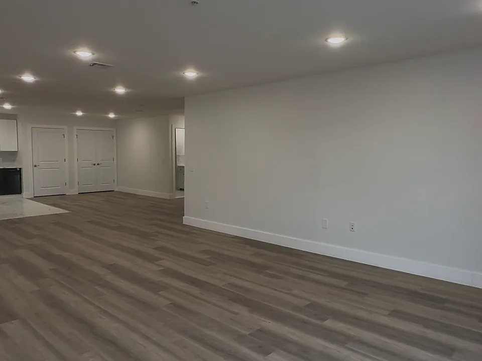 318 Van Houten St #48