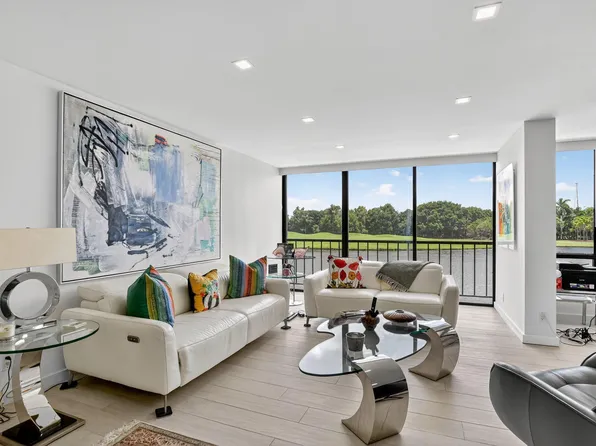 7768 Lakeside Boulevard #526, Boca Raton, FL 33434