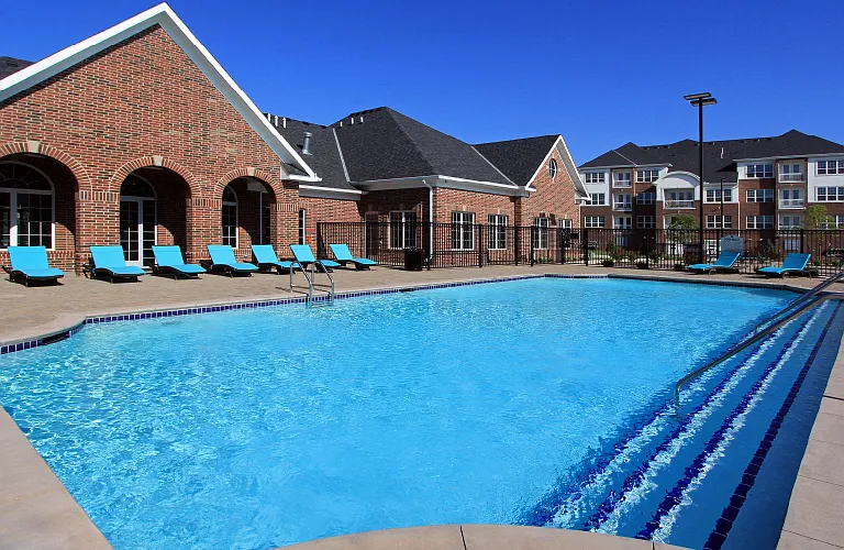 BelleMeade Apartments — Photo 16
