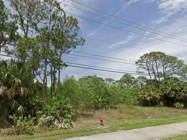 325 NW Prima Vista Boulevard, Port St Lucie, FL 34983