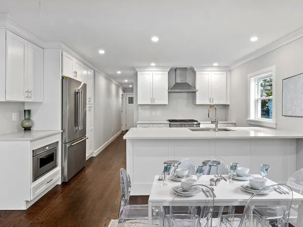 9-9C Lincoln St #1, Stoneham, MA 02180