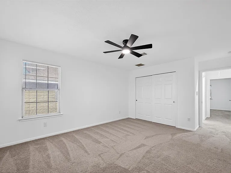 15807 Sonoma Park Dr — Photo 36