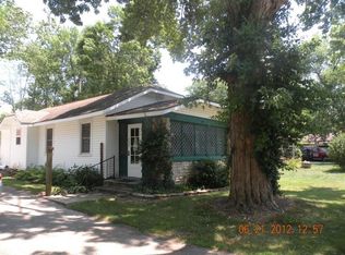 222 Lake Shore Dr, Medway, OH