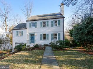 7615 Lynn Dr, Chevy Chase, MD 20815