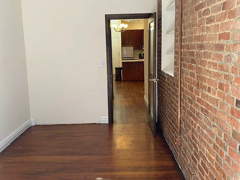 428 E 77th St #1B — Photo 6
