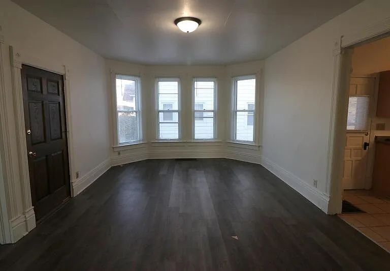153 Brockway Ave — Photo 13