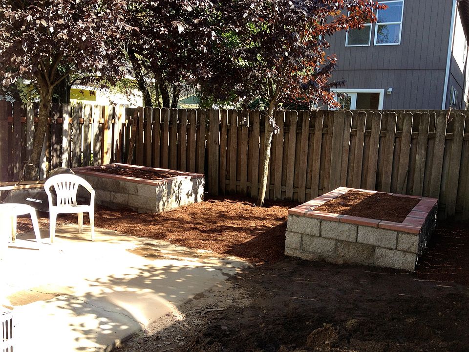 2nd image of 9468 N Buchanan Ave