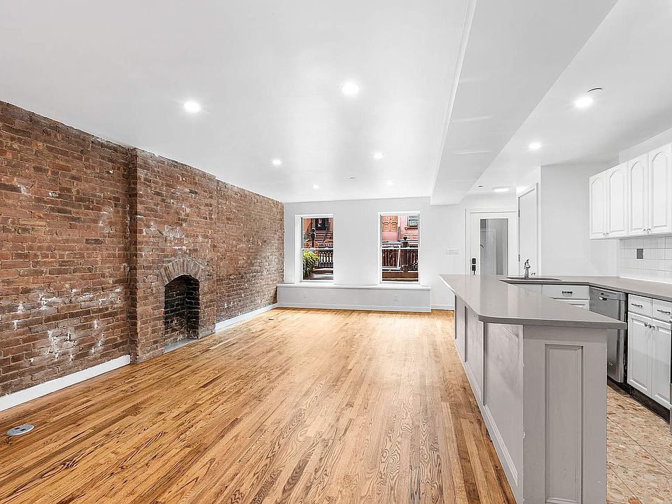 1st image of 43 Park Pl