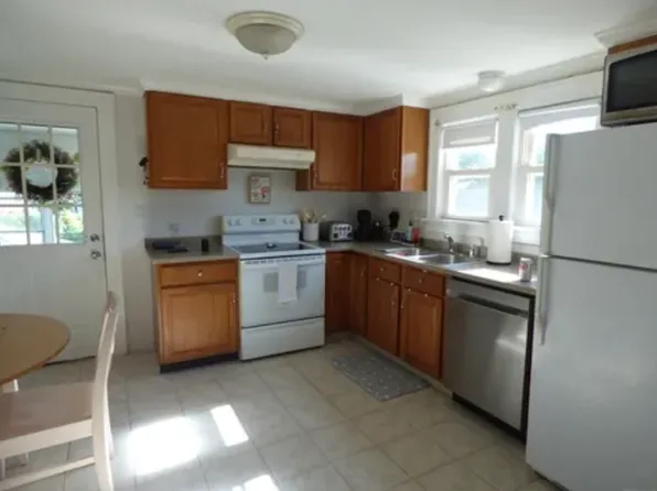 9 Fleetwood Ave Floor 2, Bethel, CT 06801