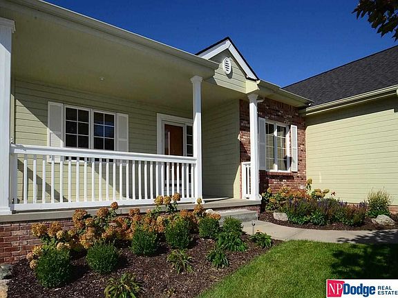 2nd image of 1708 N 174th St