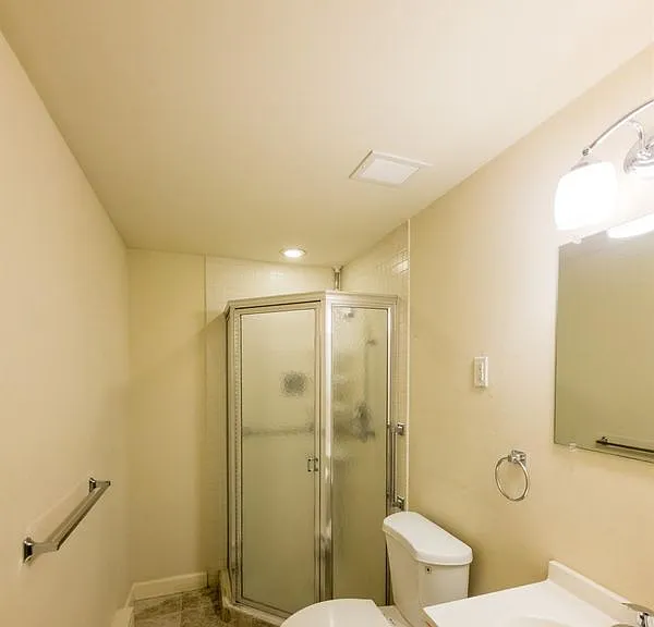 227 Manchester Ln — Photo 15