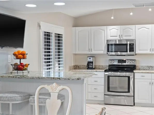3243 Horse Carriage WAY #1012, NAPLES, FL 34105