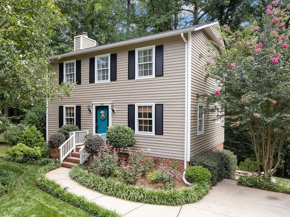 1525 Aridith Ct, Cary, NC 27511