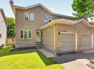 1067 Acadia Dr, Kingston, ON K7M 8V7