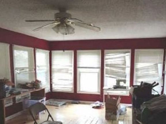 3rd image of 7054 Knoll Loop