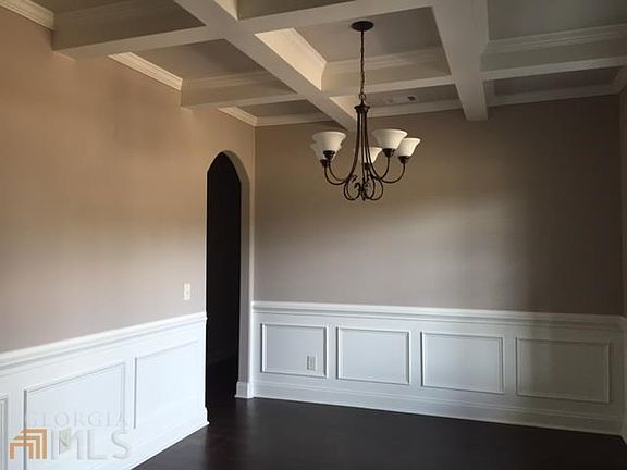 4th image of 170 Nobility Ln #17