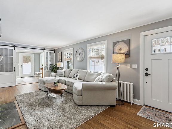 3rd image of 187 Middle River Road