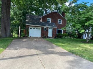 348 Canterbury Dr, Pittsburgh, PA