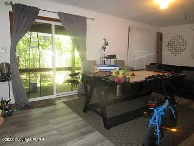 189 Oakenshield Dr — Photo 45
