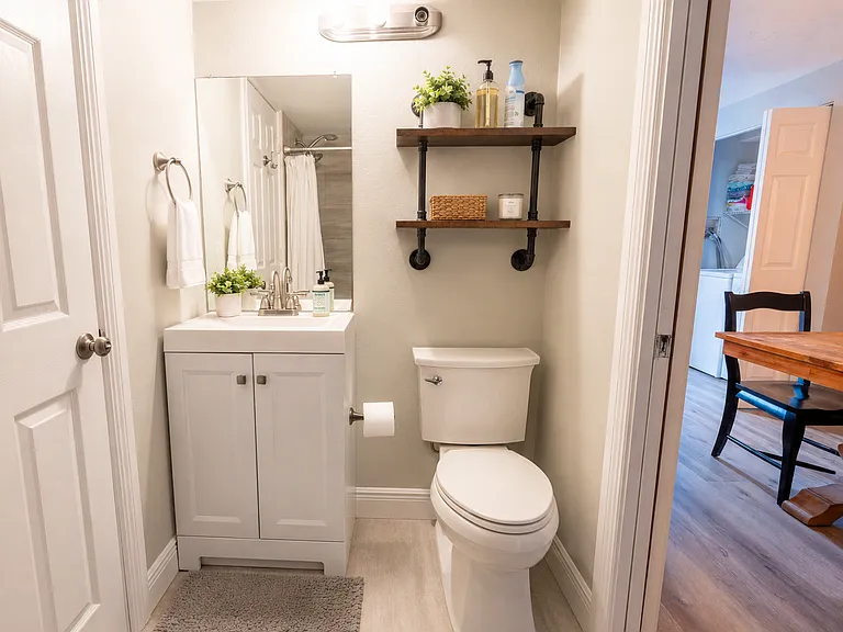 414 N Cypress Dr #D — Photo 26