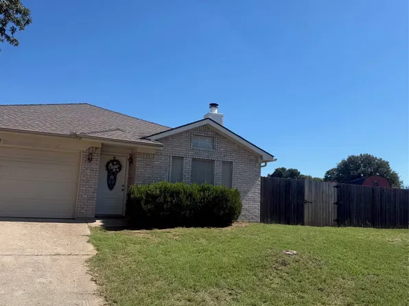 202 Lancelot Dr, Weatherford, TX 76086