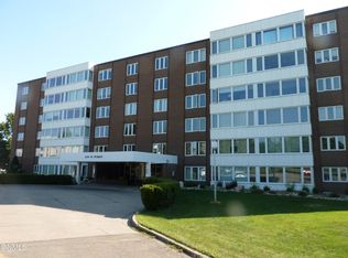 1111 N 1st St APT 3J, Bismarck, ND 58501