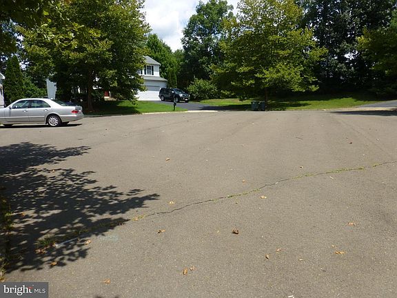 5th image of 12158 Hayfield Ct