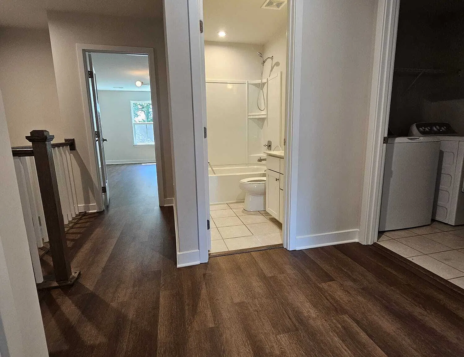 53 Connaught Court - 1 — Photo 3