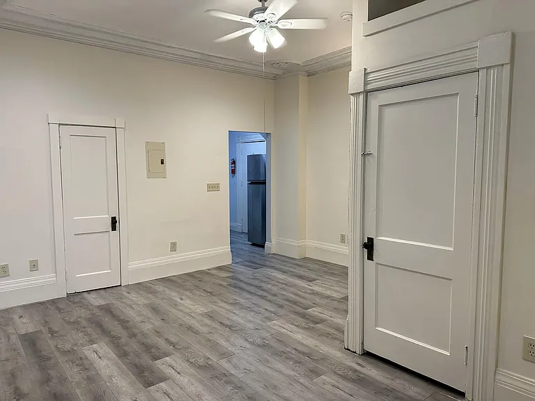 20 Adams St #3 — Photo 3