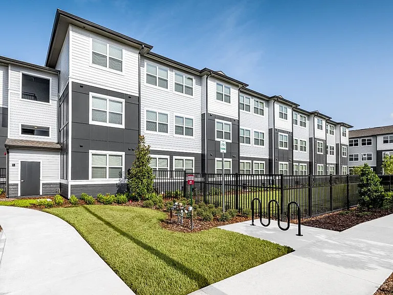 Prose Stevens Pointe — Photo 42