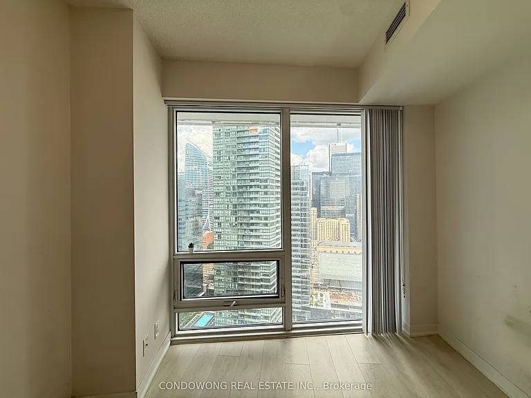 100 Harbour St #3602 — Photo 8