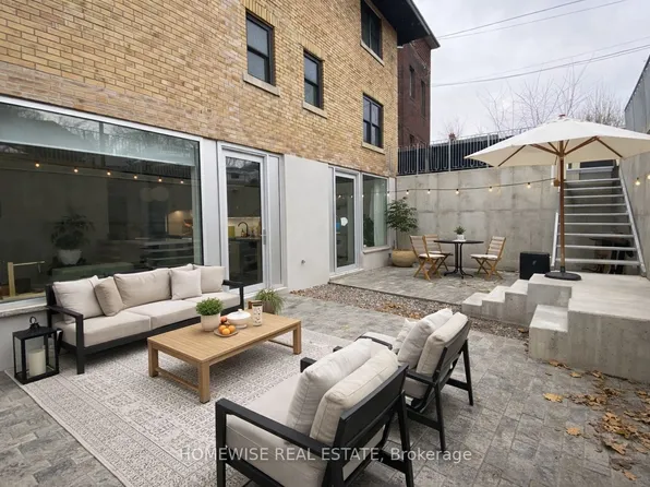 1540 King St W #1D, Toronto, ON M6K 1J6