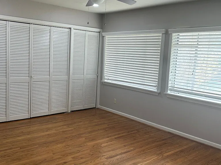 6365 Malcolm Dr — Photo 10
