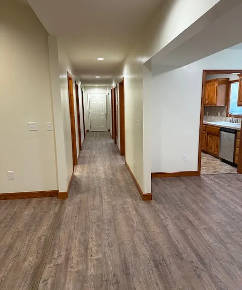 2907 Wallace Ave — Photo 4