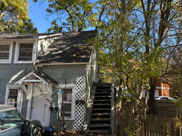 107 Tinker St APT 2C, Woodstock, NY 12498