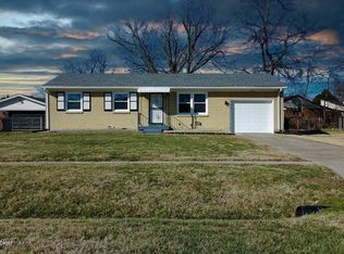 11214 Deering Rd, Louisville, KY 40272